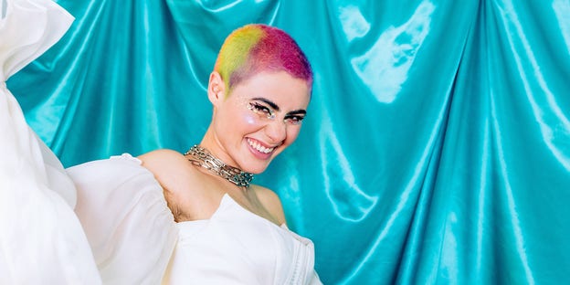 Montaigne framför Australiens bidrag.