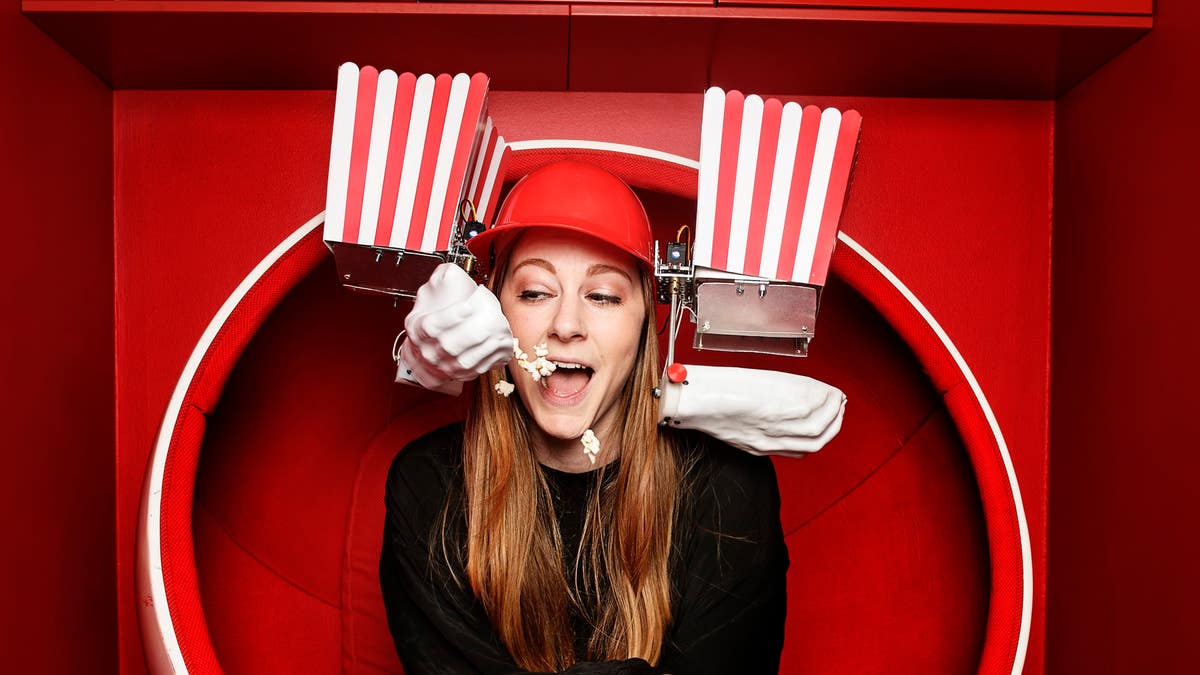 Simone Giertz "Every Day Calendar" gör succé på Kickstarter
