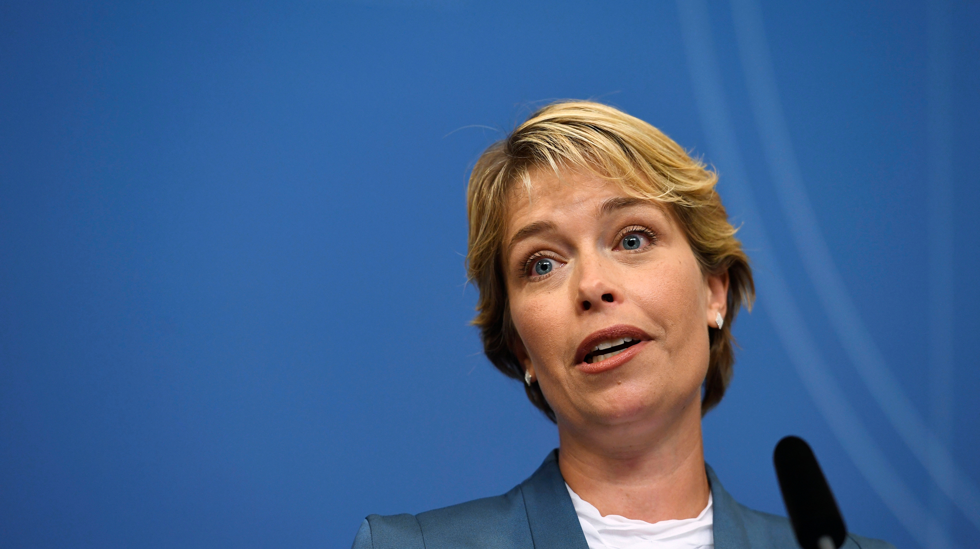 Regeringen vill ersätta karensdag med karensavdrag