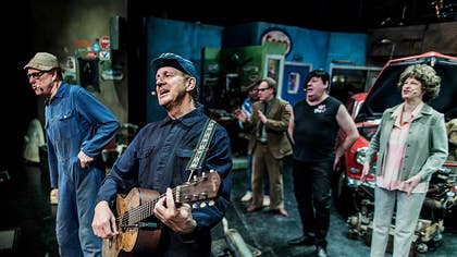 Galenskaparna och After Shave tar Macken till Stockholm