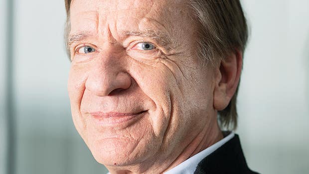 ”Vi reste lite väl mycket före epidemin. Vi kommer att återgå till att träffa folk men i mindre utsträckning. Så en 30-procentig minskning av resandet får man nog räkna med.”