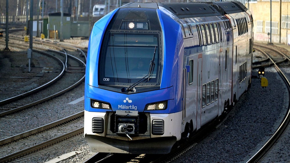 Totalstopp för tågtrafik söder om Stockholm