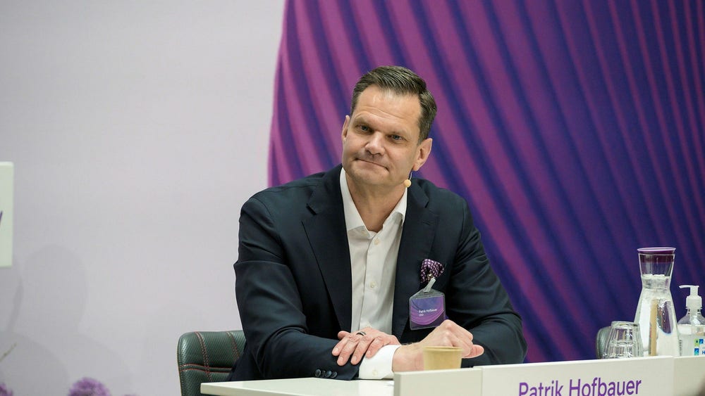 Telias nytillträdde vd köper mer aktier