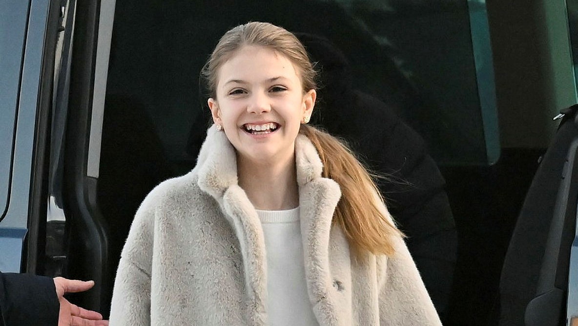 Di:s Estelleportfölj innehåller tio aktier på Stockholmsbörsen som vi förvaltar till prinsessan Estelles 18 års dag. Eftersom Volvo Cars finns i portföljen fick vi nu inlösenrätter till Polestar som vi nu säljer.