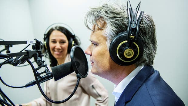 Nordeas chefsekonom Annika Winsth och SEB:s chefsstrateg Johan Javeus i Makrorådet.