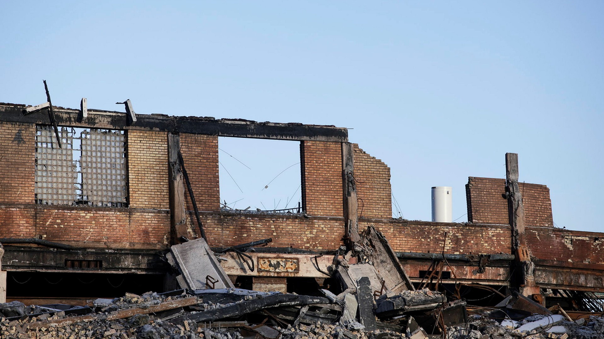Boliden efter storbranden: Katastrofen var ”väldigt, väldigt nära”