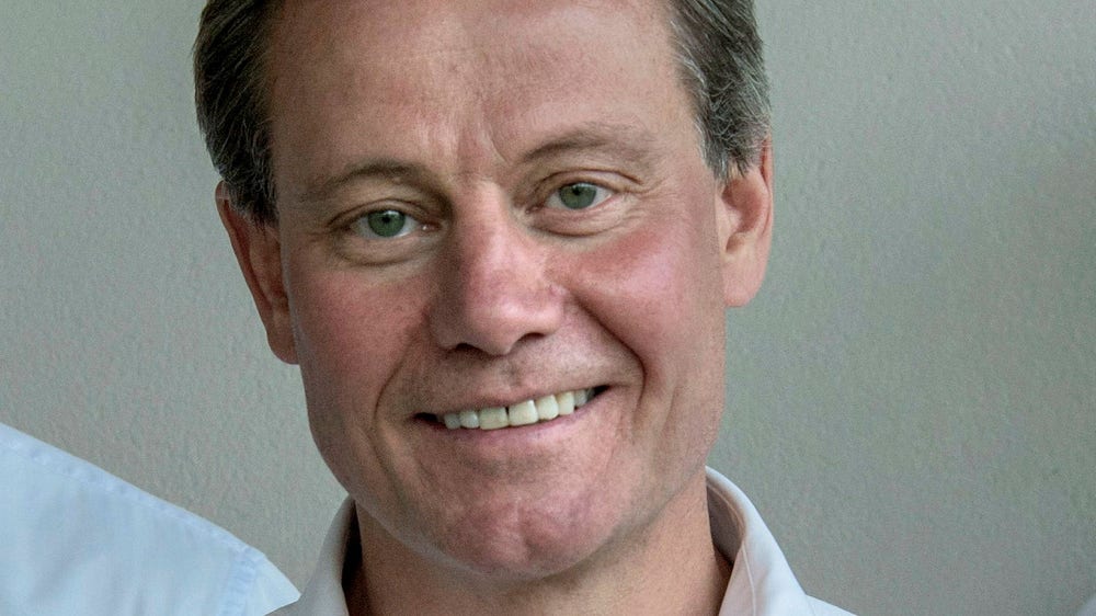 Miljardären flaggar ner i Proact