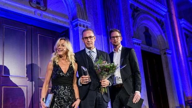 Martin Bondéus (i mitten), Bondtech – vinnare Jönköpings län. Här tillsammans med Di:s Anna Ekelund och Andreas Larsson, Aros Kapital.