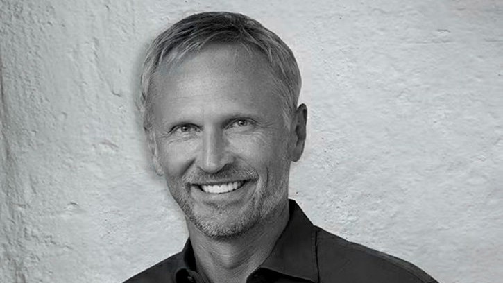 Dansk chef miljontankar i Viaplay