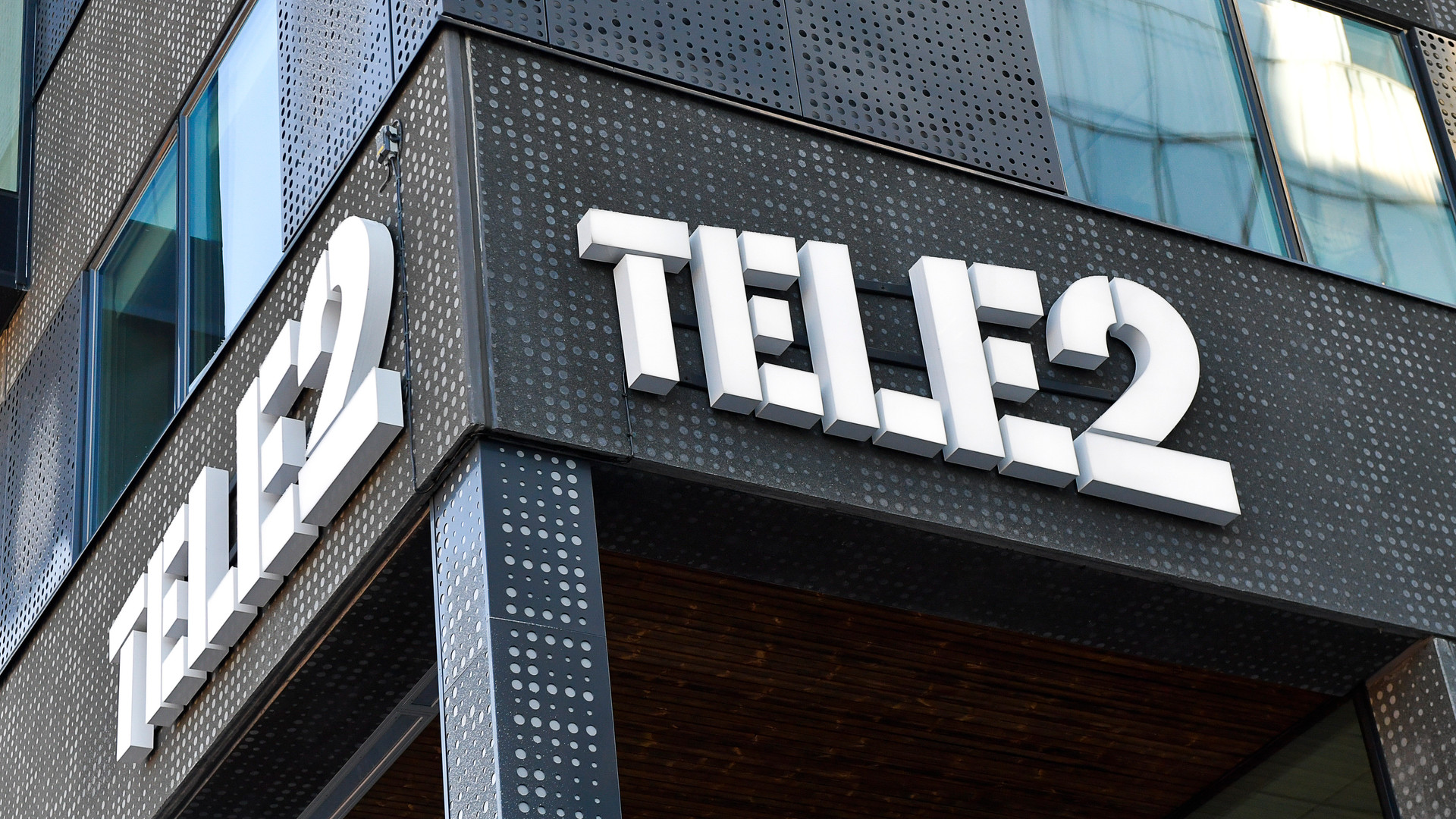 Mobilsvar hos Tele2 kan enkelt avlyssnas aktien faller