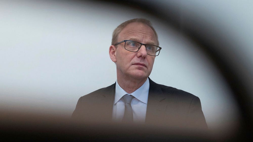 Electrolux faller tungt efter avgående vd:ns miljondumpning