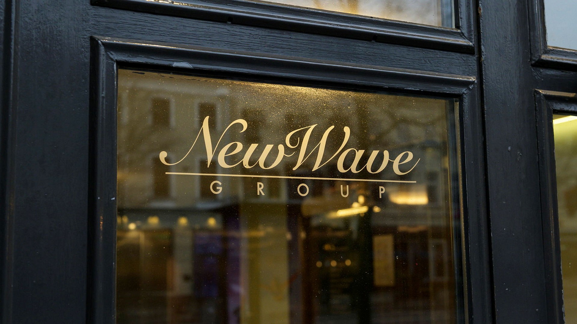 Lamporna lyste rött innan smällen