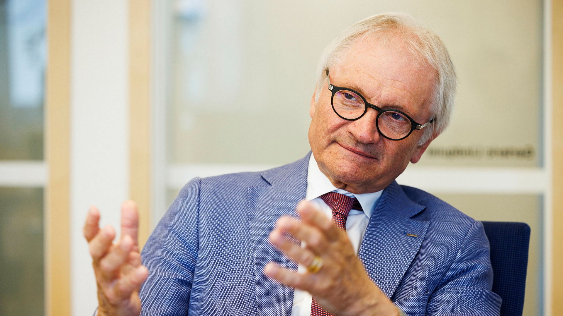 Lönelyft för Nibes vd när anställda tvingas lämna