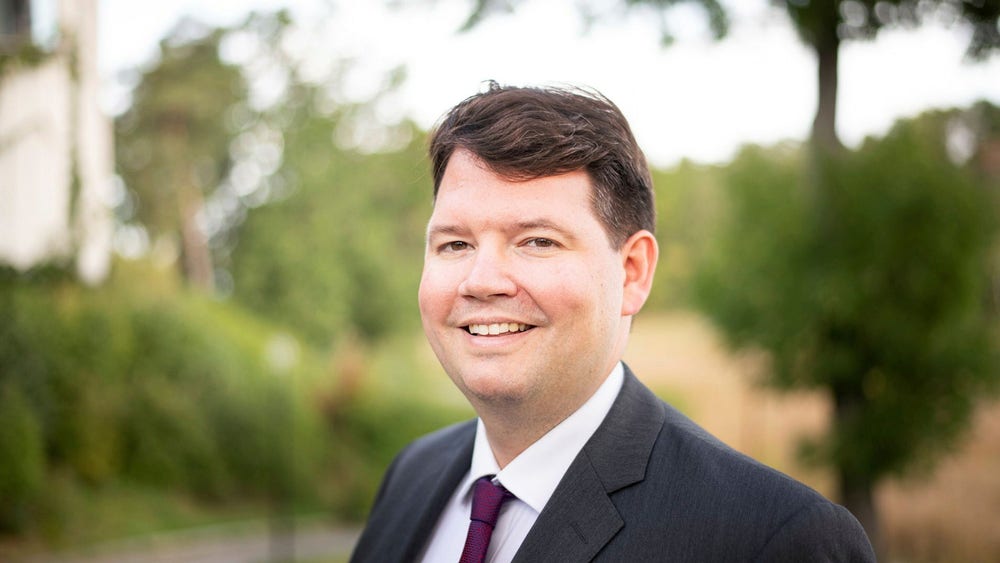 Intrums finanschef lämnar bolaget