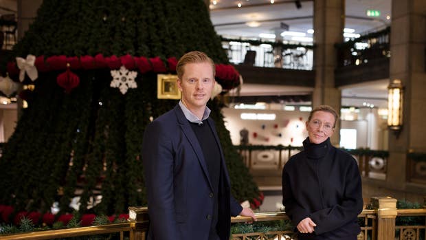 Henrik Lilja, varuhuschef på Nordiska Kompaniet och Cecilia Winbladh, vd på JoAnn Tan Studio.