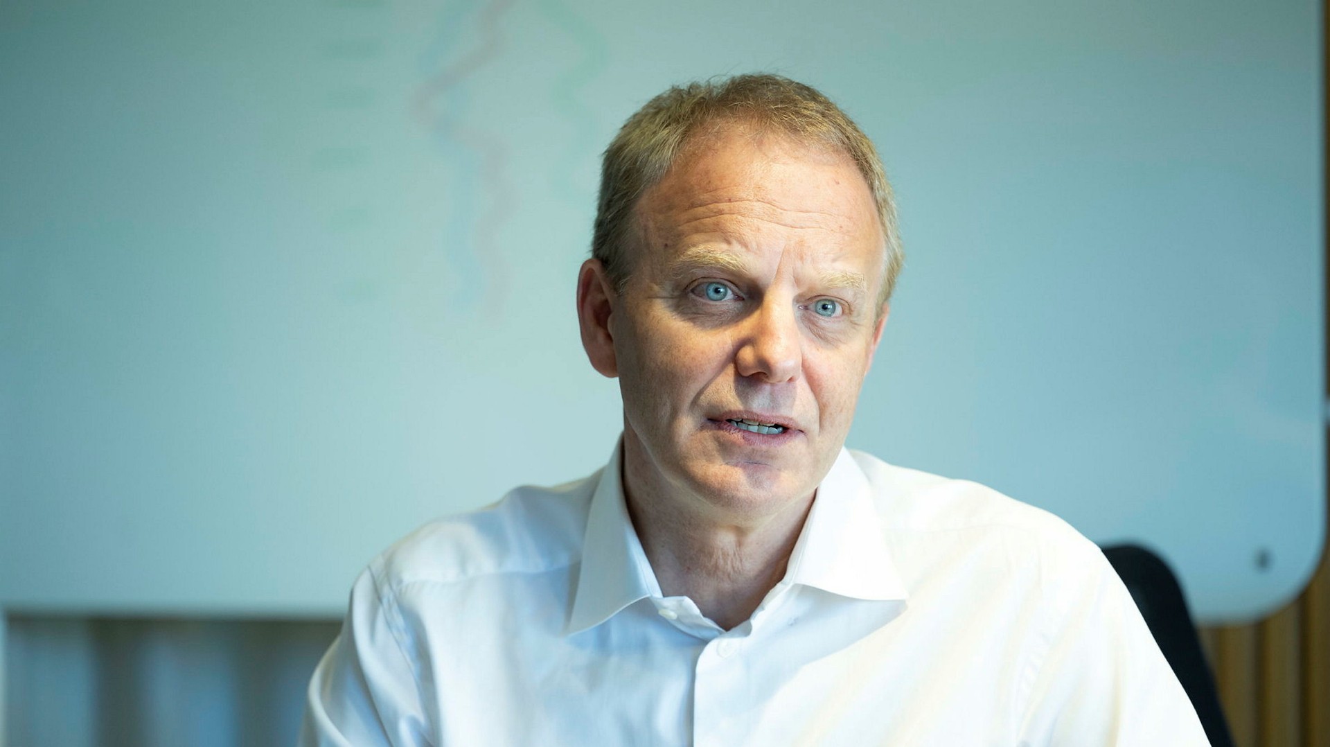 Efter kursraset: Jonas Samuelson lämnar som vd på Electrolux