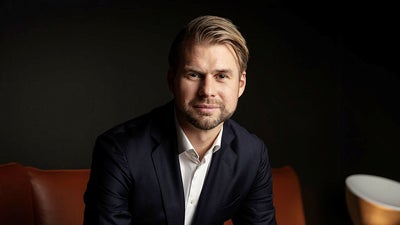 EQT toppen Niklas Ringby l mnar sin post p Public Value