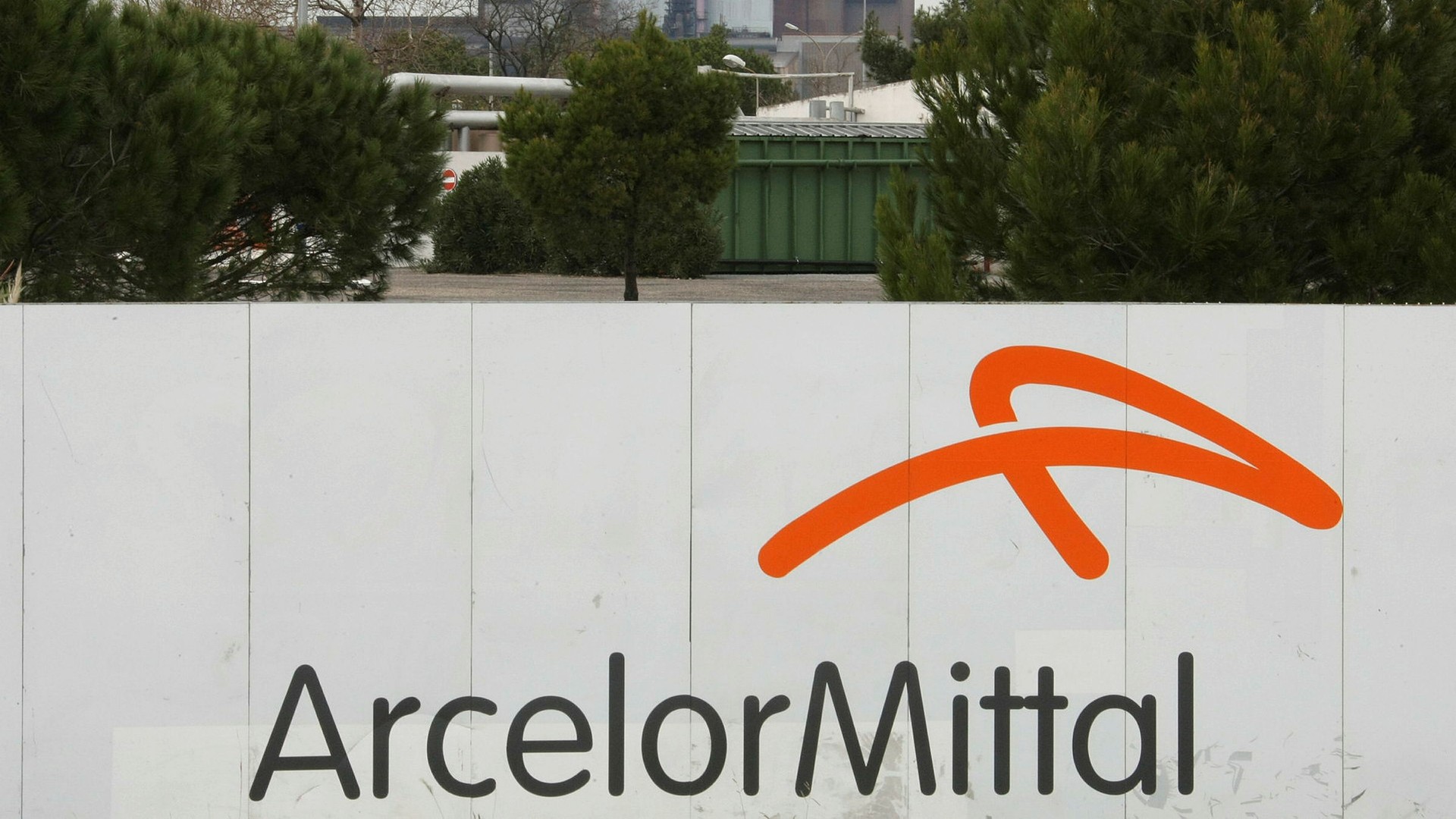 Gruvbrand spiken i kistan för europeisk ståljätte i Kazakstan