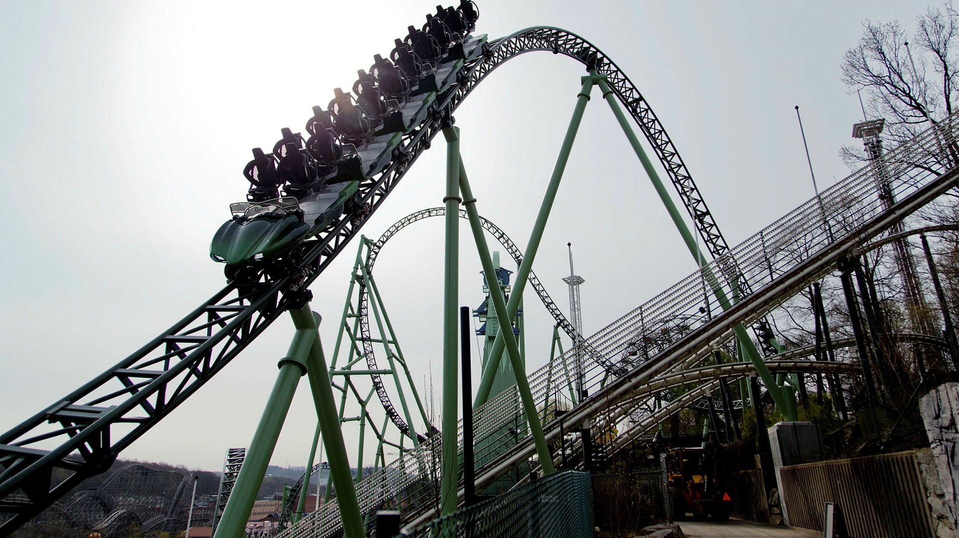 Strömlöst på Liseberg – attraktioner evakueras