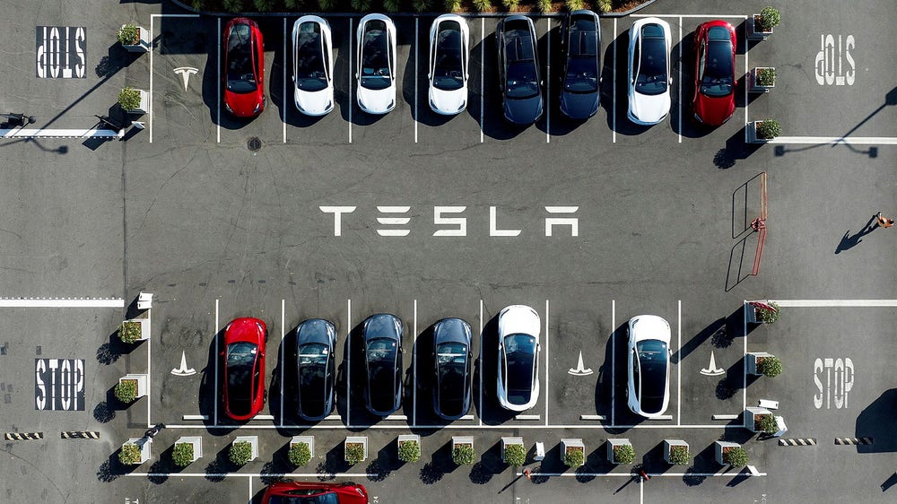 Tesla slopar långsiktigt försäljningsmål i ny rapport