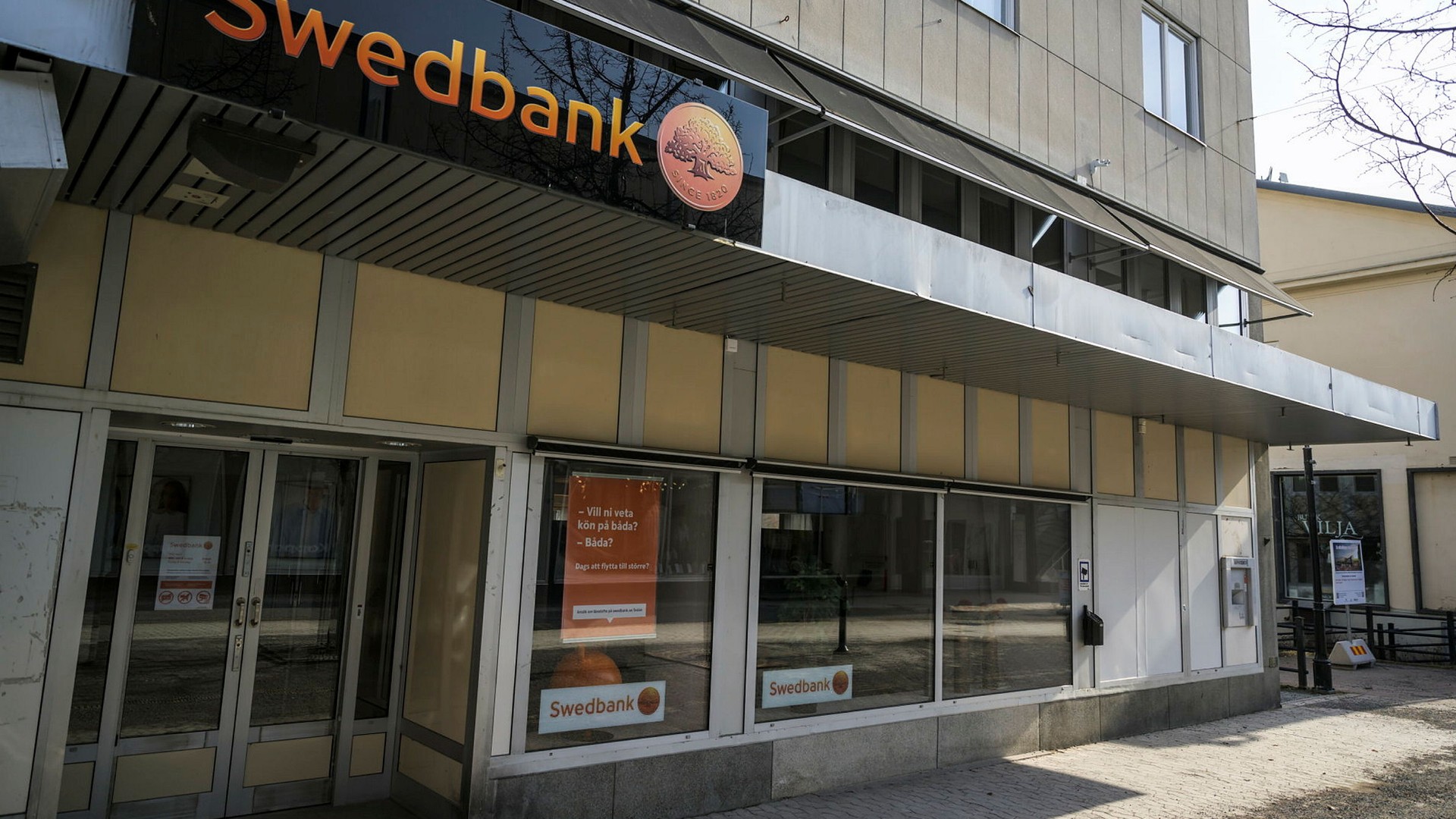 Små företag drabbas när bankkontoren stänger