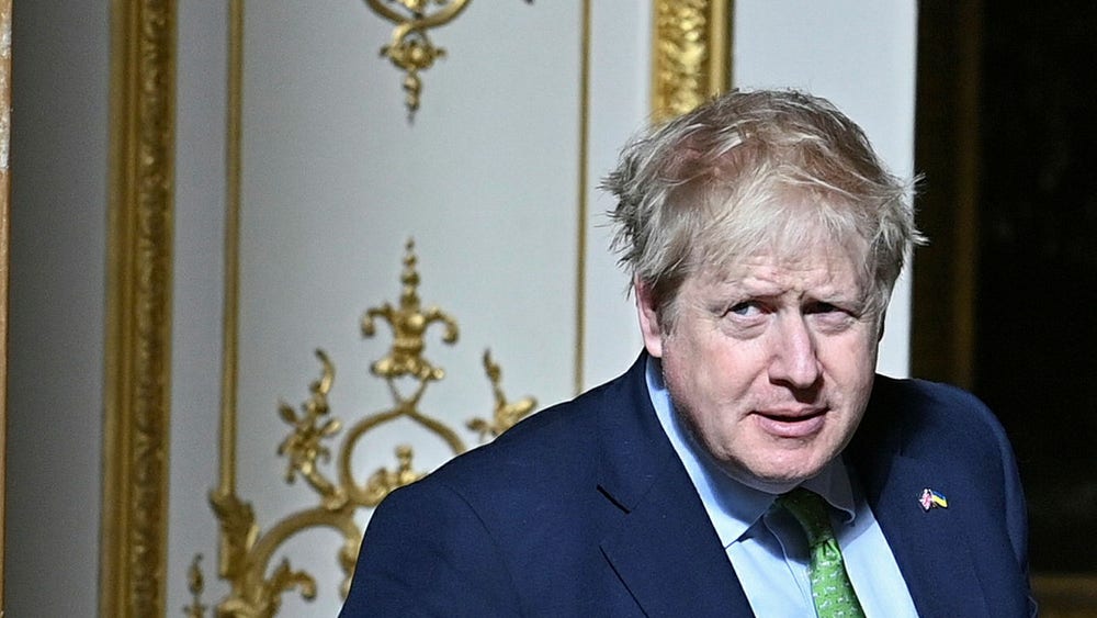 Boris Johnson uppmanar ryssar i tal: Lita inte på myndigheterna
