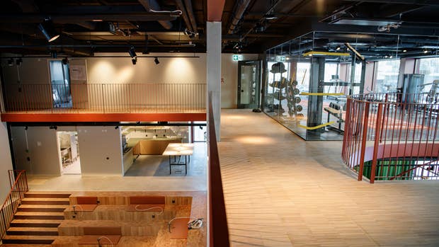Gymmet ligger central på andra våningen.
