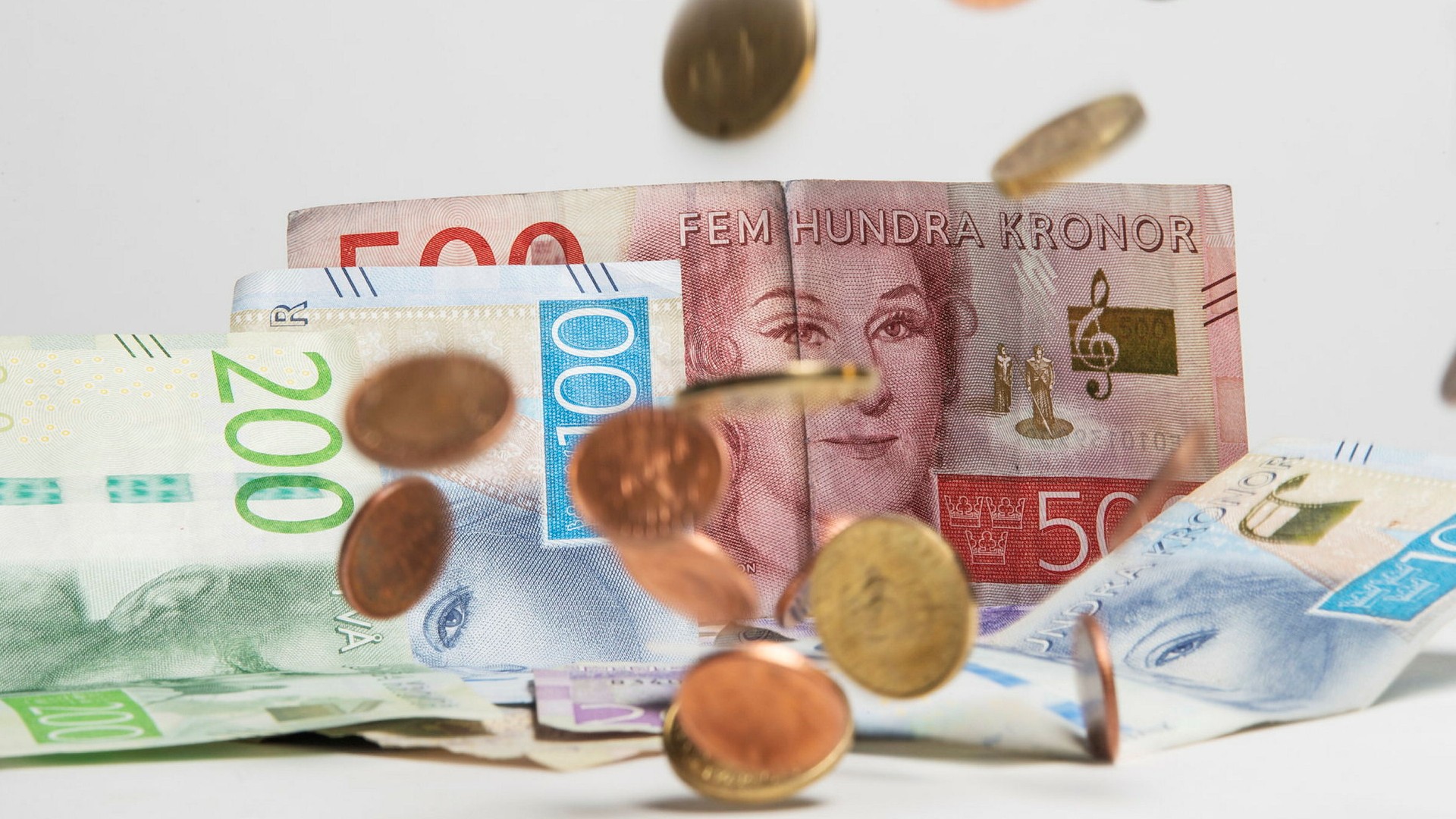 Kronans vägval 2024 kan kokas ned till tre scenarier, skriver Nils Åkesson i en analys.