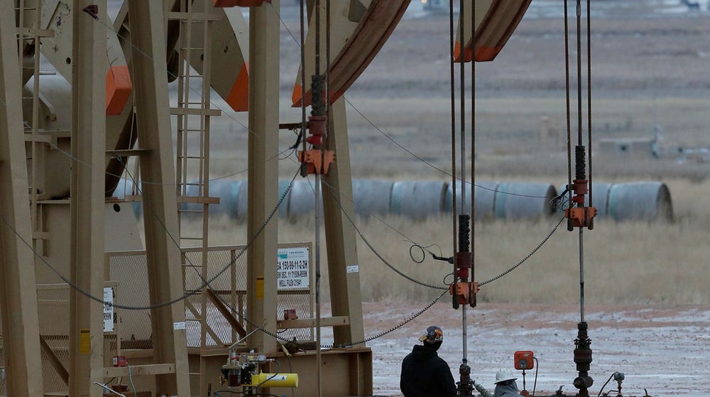Oljepriset backar – för tredje dagen i rad