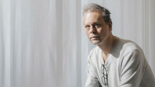 ”Pengar kanske inte är nummer ett, utan att påverka världen i en riktning – därför måste Nothing bli stort. Många användare är nödvändigt för att vi ska kunna göra saker som inte fungerar att göra i liten skala”, säger Jesper Kouthoofd.