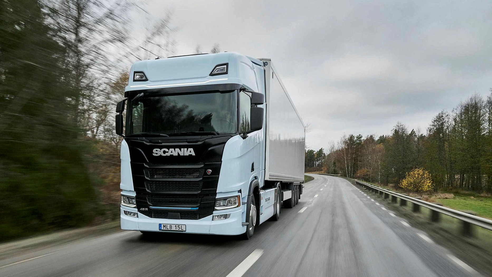 Scania ska leverera 20 ellastbilar för Jula-transporter