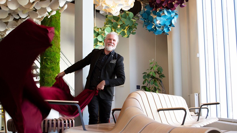 Jonathan Nilsson är vd på svenska Green Furniture Concept.