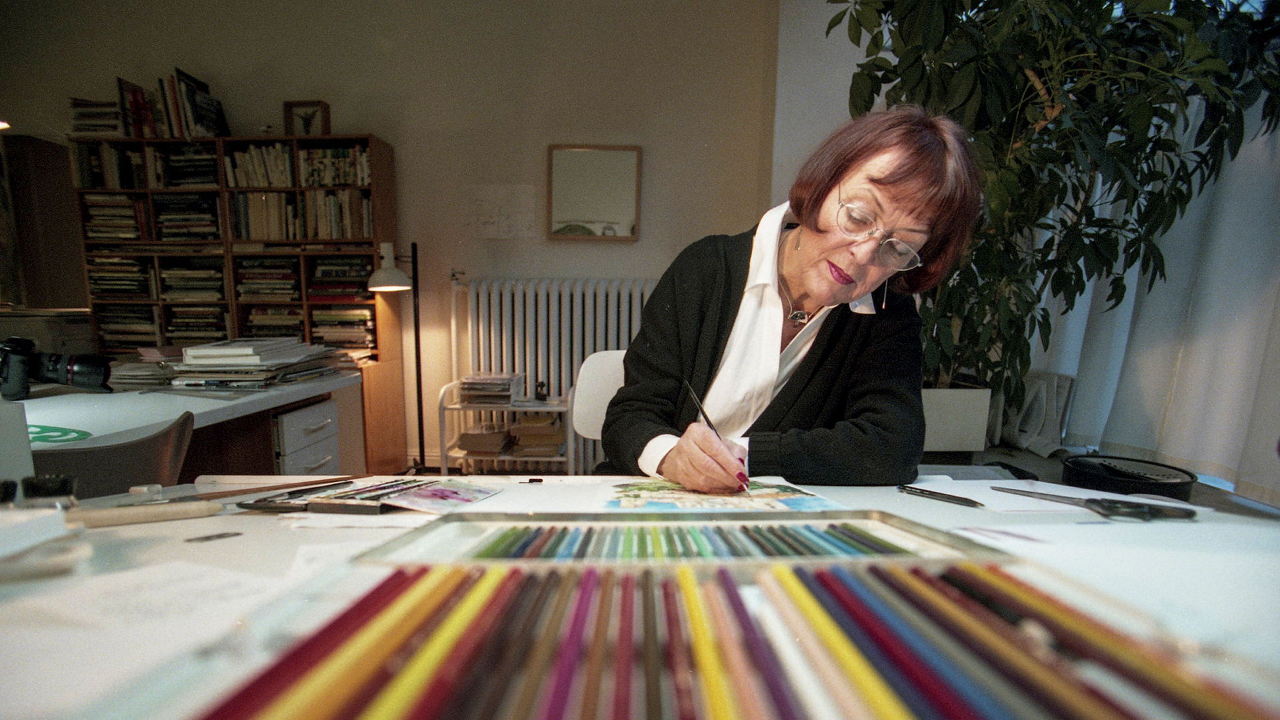 Jane Bark, första kvinnan i Guldäggsjuryn, har avlidit Resumé