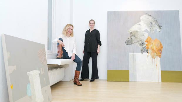 Till vänster: konstnären Sofie Josefsson. Till höger: galleristen och konstrådgivaren Ebba de Faire.