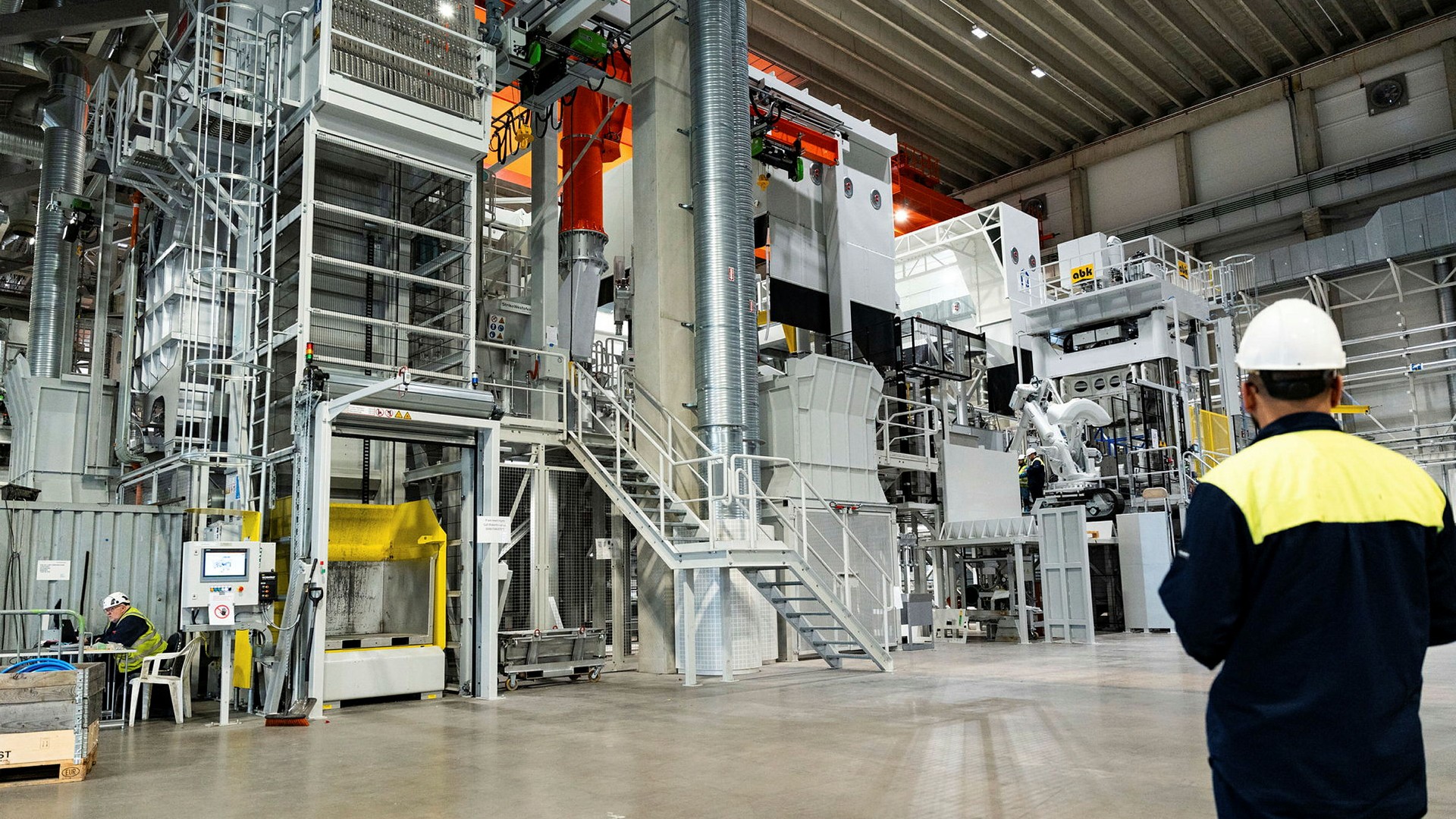 Volvo Cars utmanar Tesla – megamaskinen på plats