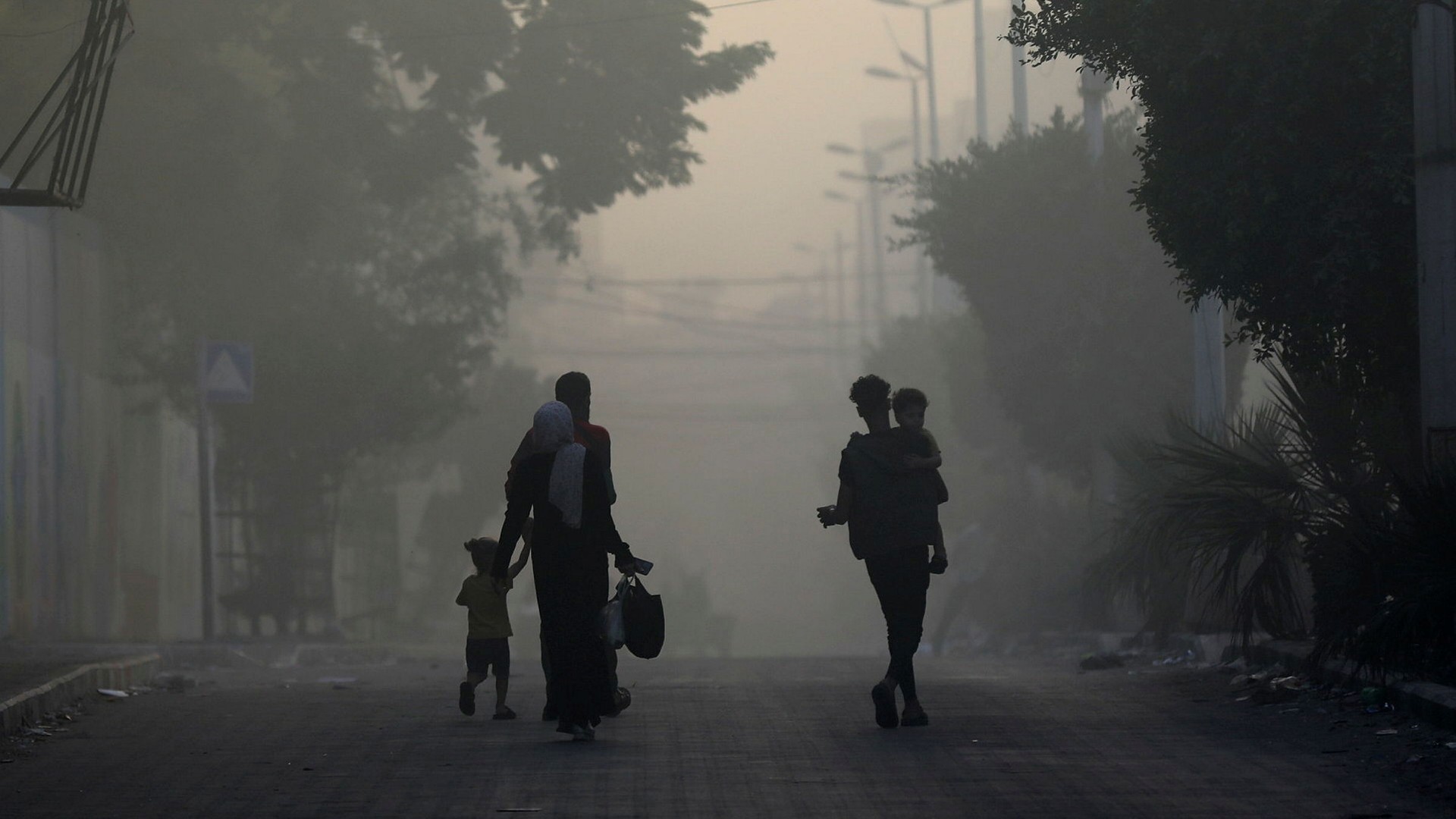 Israel: 50 000 har flytt söderut i Gaza i dag