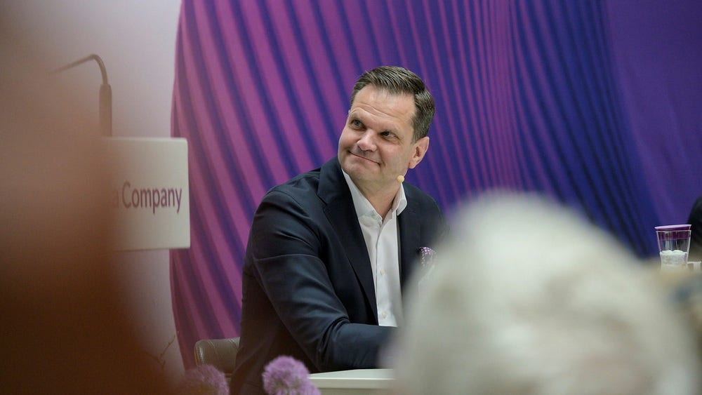 Carnegie jublar: Så mycket sparar Telia på att slippa Champions League