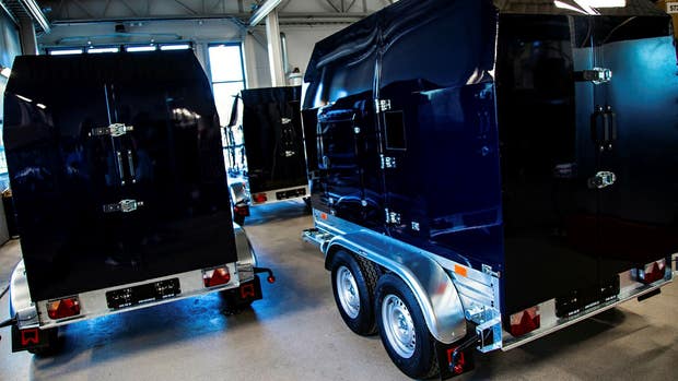 Inom affärsområdet Defense & Government levererar Westbay Solutions vagnar till bland annat tull, brandkår och polis. Bland annat gör företaget en vagn för bomdesarmering.