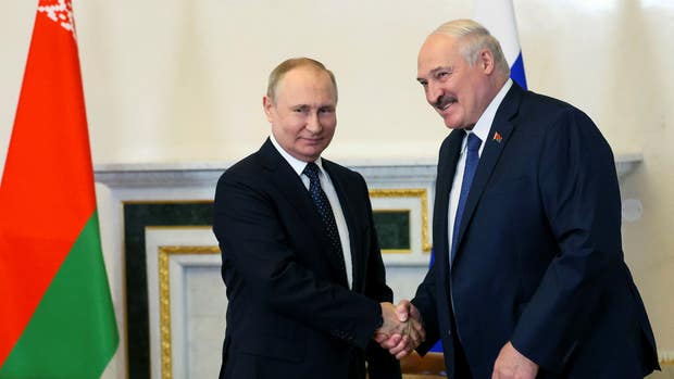 Rysslands president Vladimir Putin och Belarus president Alexander Lukashenko möttes den 25 juni i Sankt Petersburg.