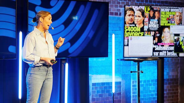 Charlotte Ljung pitchar på Female Founders på Slagthuset i Malmö.