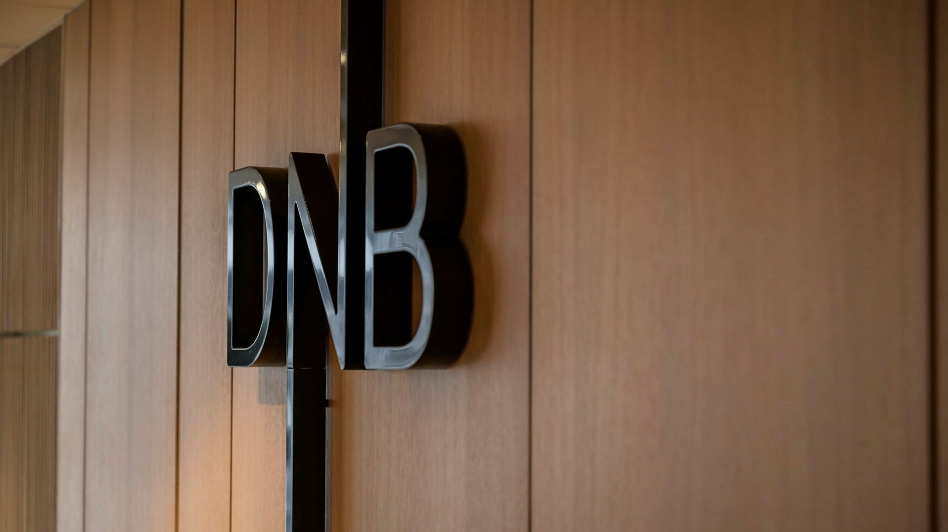 DNB börjar sälja av Oscar Properties-tillgångar