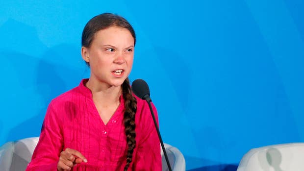 Greta Thunberg möttes av dagens största jubel, både innan och efter hennes känslosamma tal till den välfyllda generalförsamlingssalen och världens politiker.
