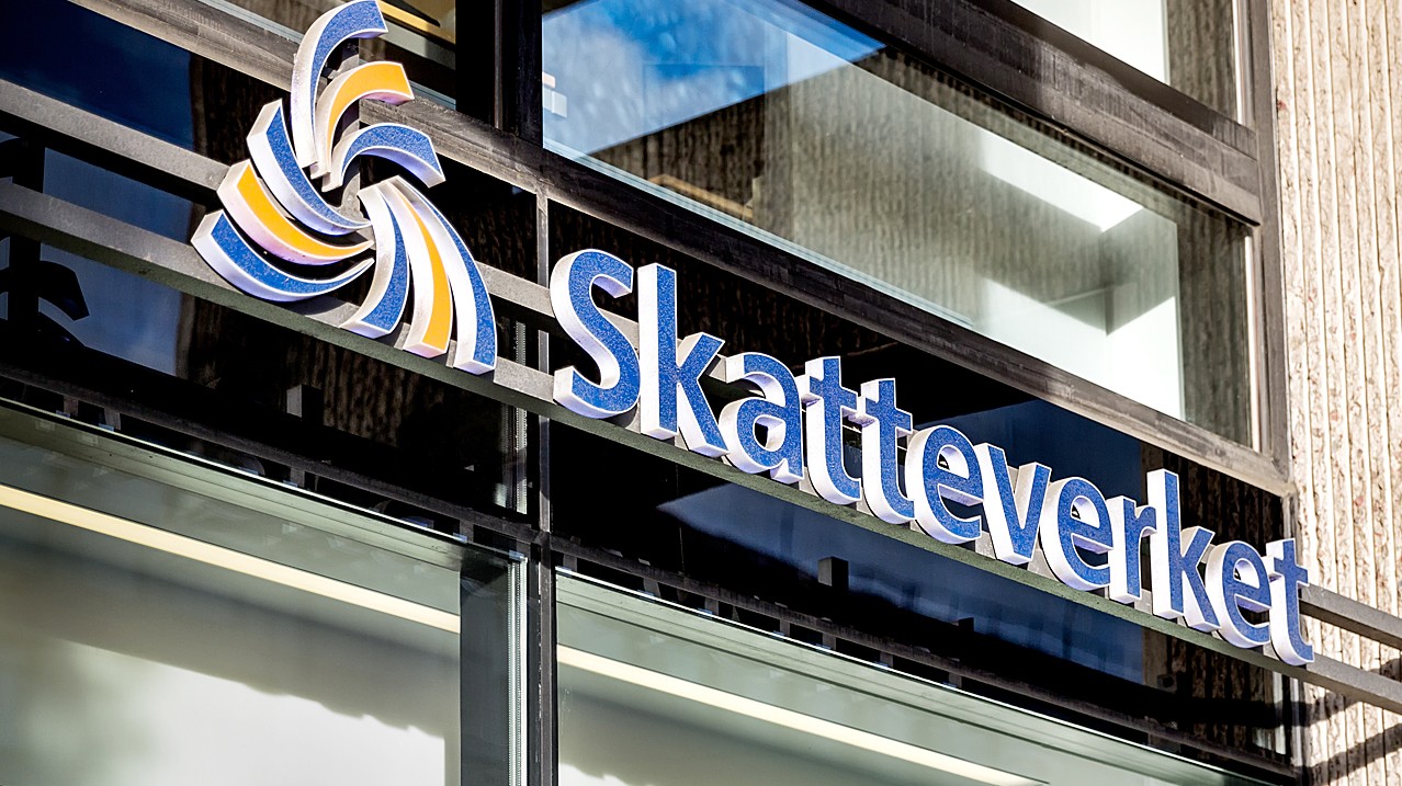 Skatteverket granskar förmåner för bil och fritidshus.