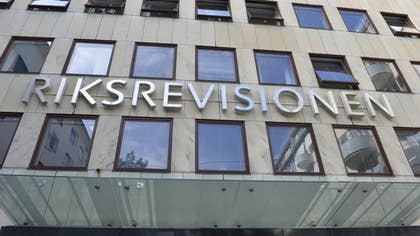 Guldfisken 31 på Nybrogatan 55 i Stockholm, på den tiden fastigheten huserade Riksrevisionen – som i augusti flyttade till Sankt Eriksgatan och det före detta ”Bilpalatset” vid Vanadisplan.