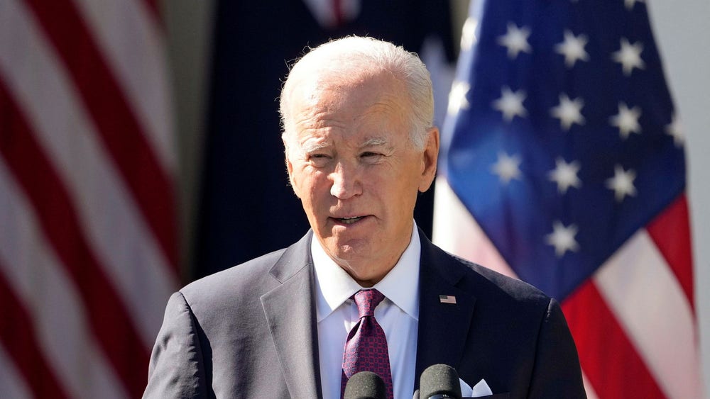 Joe Biden har skrivit under – nedstängning i USA avvärjd till i mars