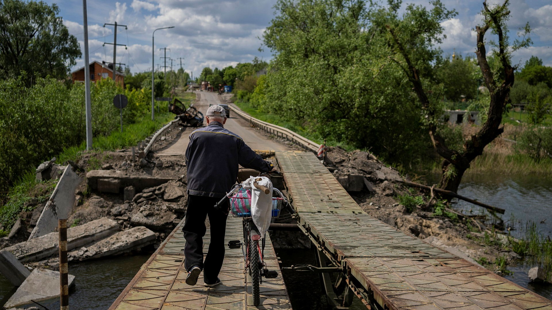 DN: Svensk insatsstyrka ska &aring;teruppbygga Ukraina