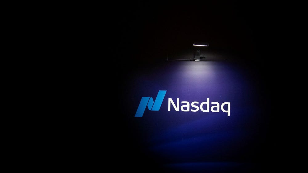 Små rörelser på börsen inför Fedbesked – Intrum rusar