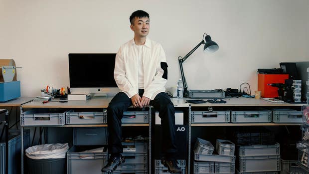 Carl Pei på det svenska kontoret i Stockholm.